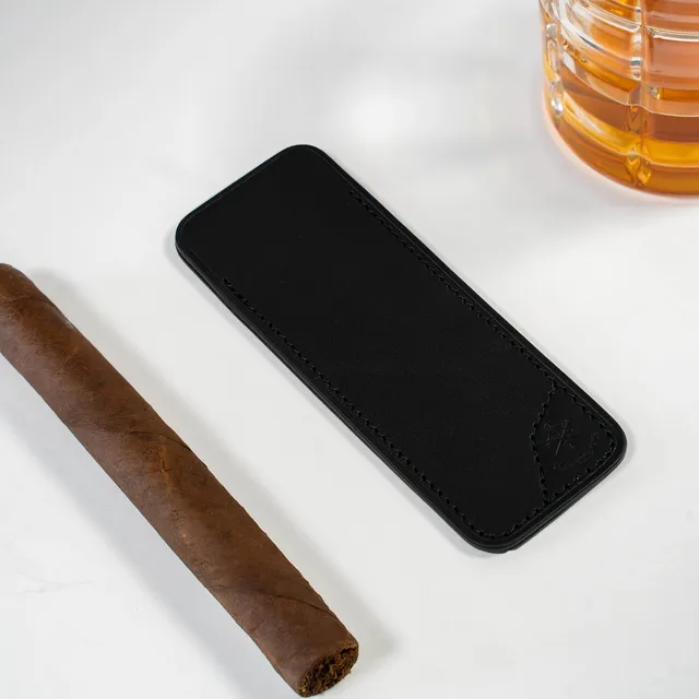 les-fines-lames-le-petit-lederscheide-schwarz-etui-leder image 1