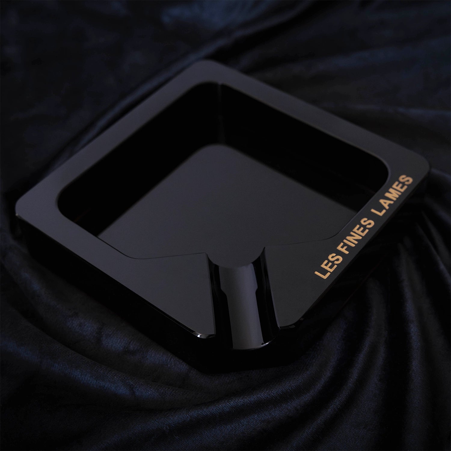 les-fines-lames-monad-obsidian-zigarrenascher-schwarz-design image 3