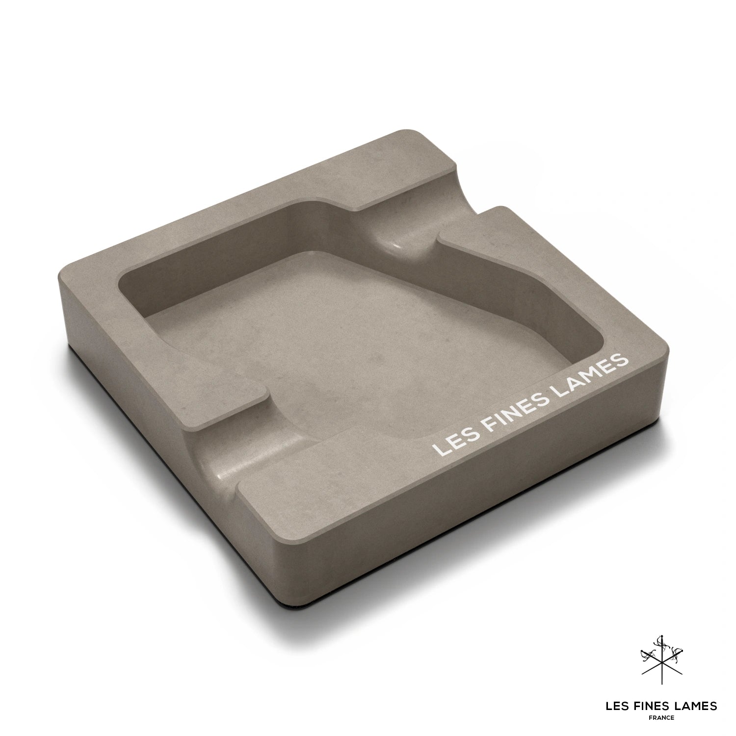 les-fines-lames-dyad-zigarrenascher-coyote-tan-beton image 3