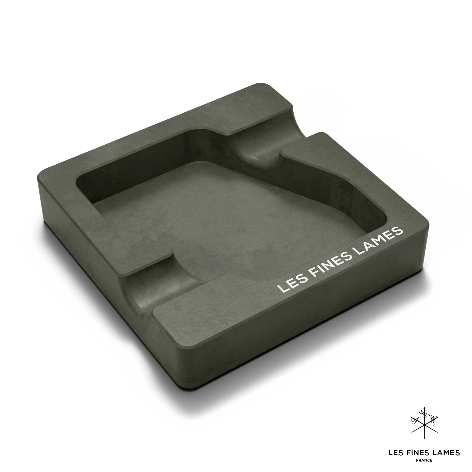 les-fines-lames-dyad-zigarrenascher-beton-od-green image 3