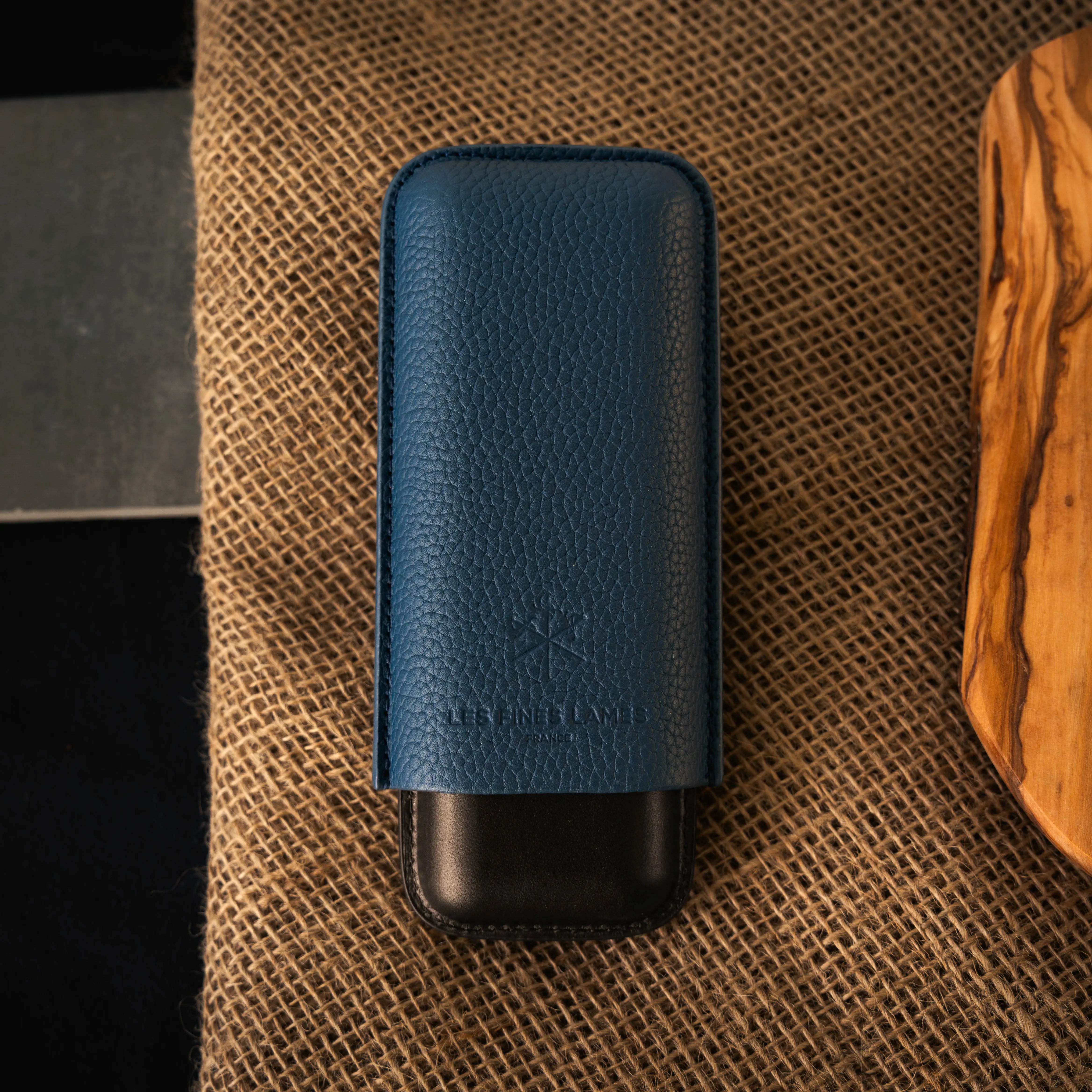 les-fines-lames-cigar-case-duo-zigarrenetui-leder-blau image 3