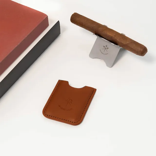 les-fines-lames-cigar-stand-zigarrenst-nder-tan-leder-made-in-france image 1