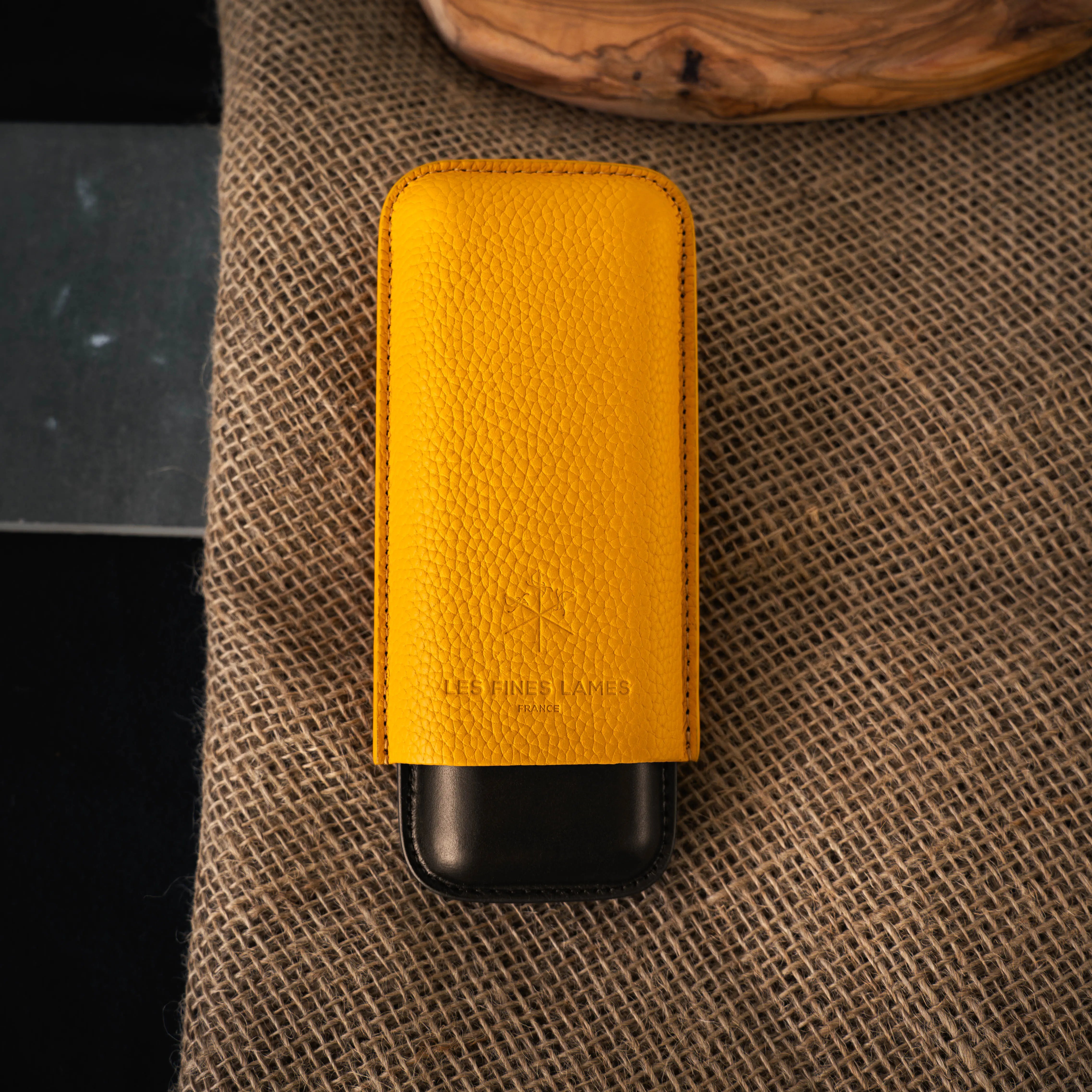 les-fines-lames-cigar-case-duo-zigarrenetui-gelb-2er-leder image 3