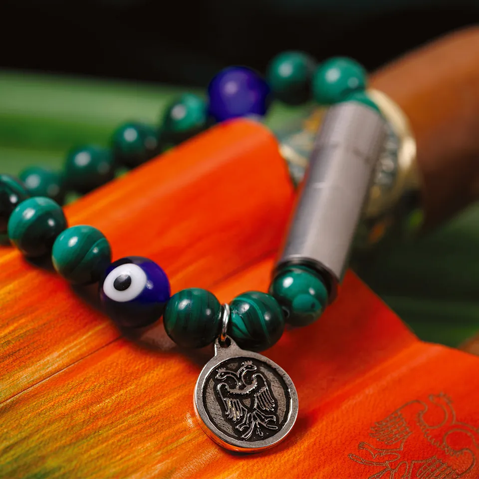les-fines-lames-punch-bracelet-zigarren-punch-villa-casdagli-eye image 1