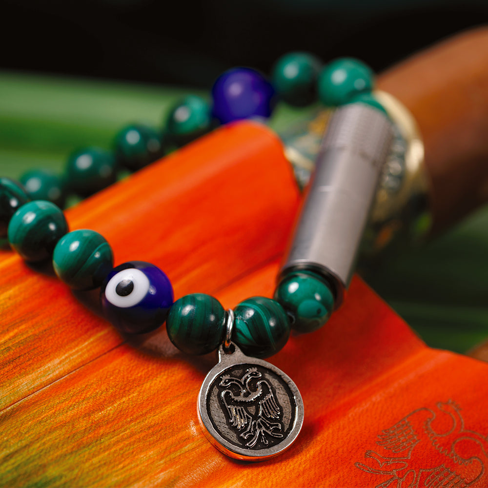 les-fines-lames-punch-bracelet-zigarren-punch-villa-casdagli-eye image 1