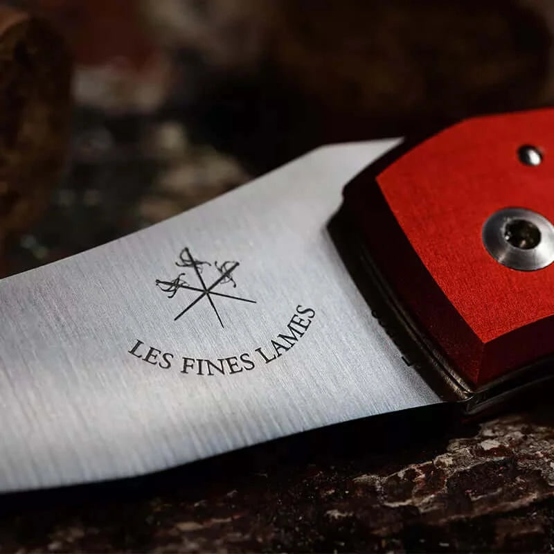 les-fines-lames-le-petit-anodized-red-zigarrenschneider-rot image 5